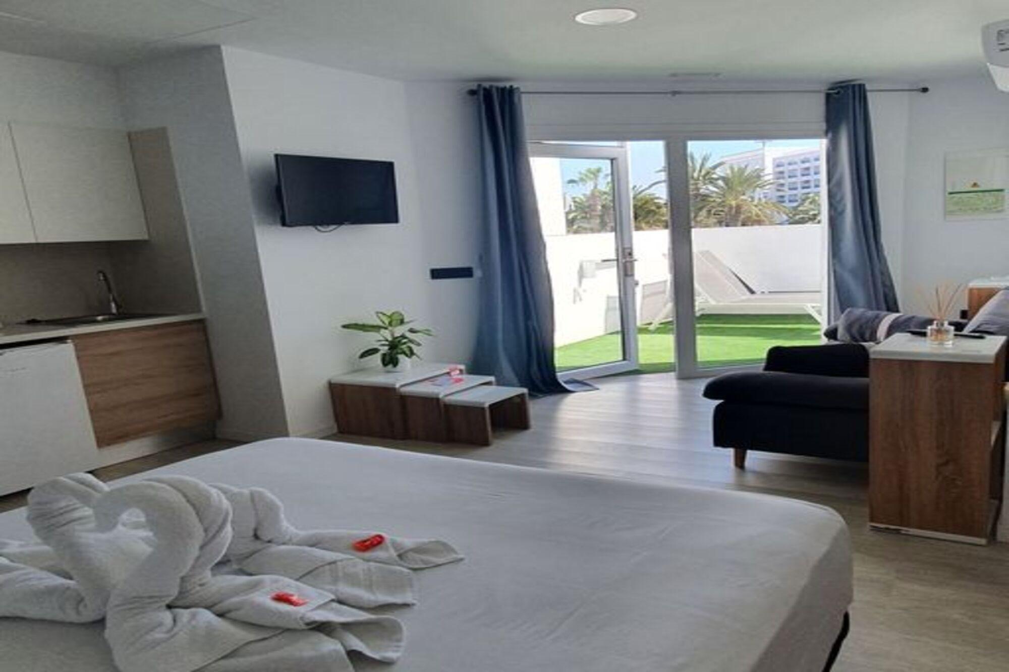 Aparthotel Alegria Barranco à Playa de las Américas Extérieur photo